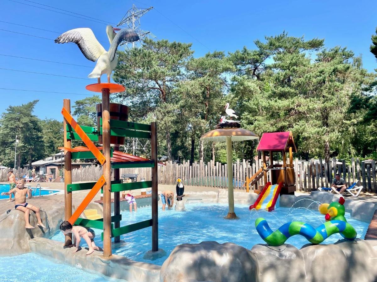 Vakantiepark Hertenhorst Beekbergen Bagian luar foto