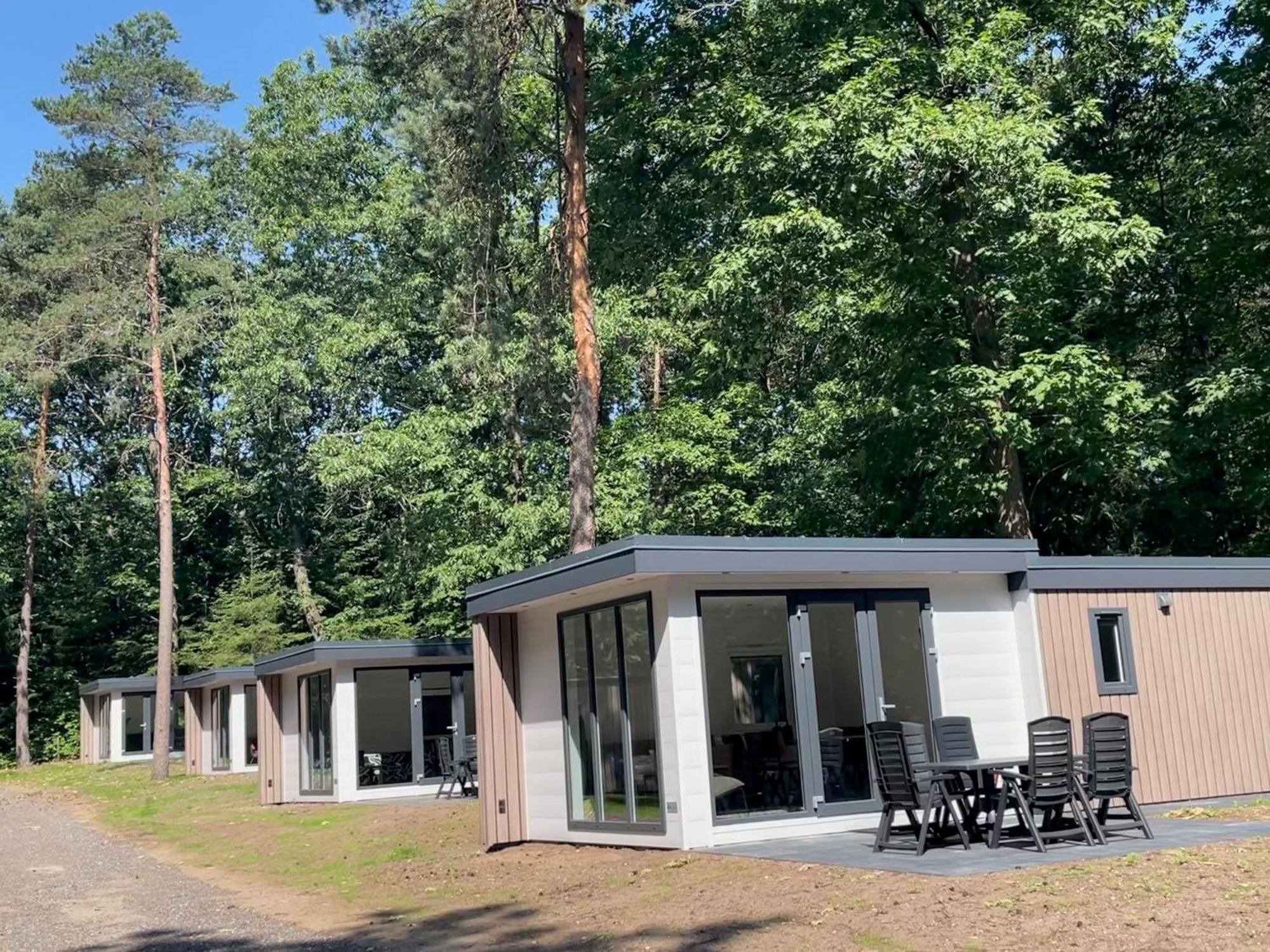 Vakantiepark Hertenhorst Beekbergen Bagian luar foto